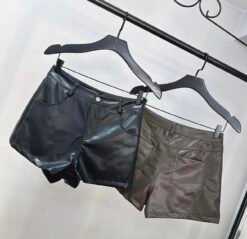 Alternative view of Shorts Majesty